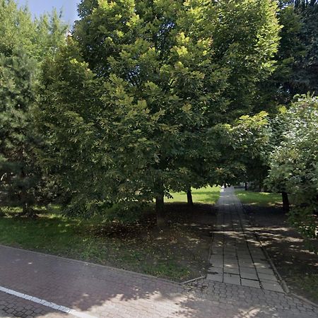 Rezydencja Filmowa- Wygodny Apartament 10 Min Od Lotniska I Centrum Apartamento Varsóvia Exterior foto